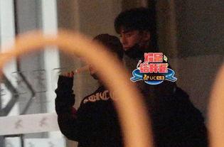 最新爆料娱乐圈恋情视频,神秘情侣甜蜜互动引热议 第2张 最新爆料娱乐圈恋情视频,神秘情侣甜蜜互动引热议 第2张